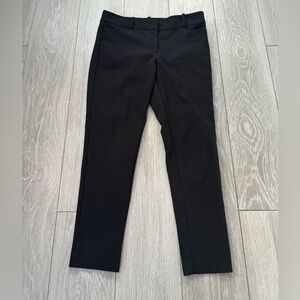 Loft trousers in black - skinny dress pants. GUC.